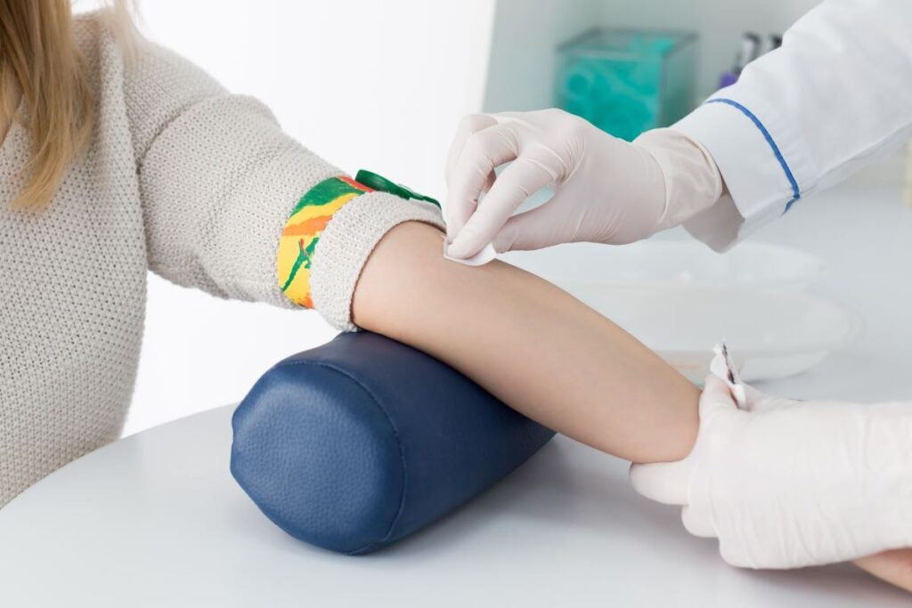 Totul despre testarea gratuită pentru HIV și hepatite: „O astfel de analiză mi-a salvat viața la propriu”