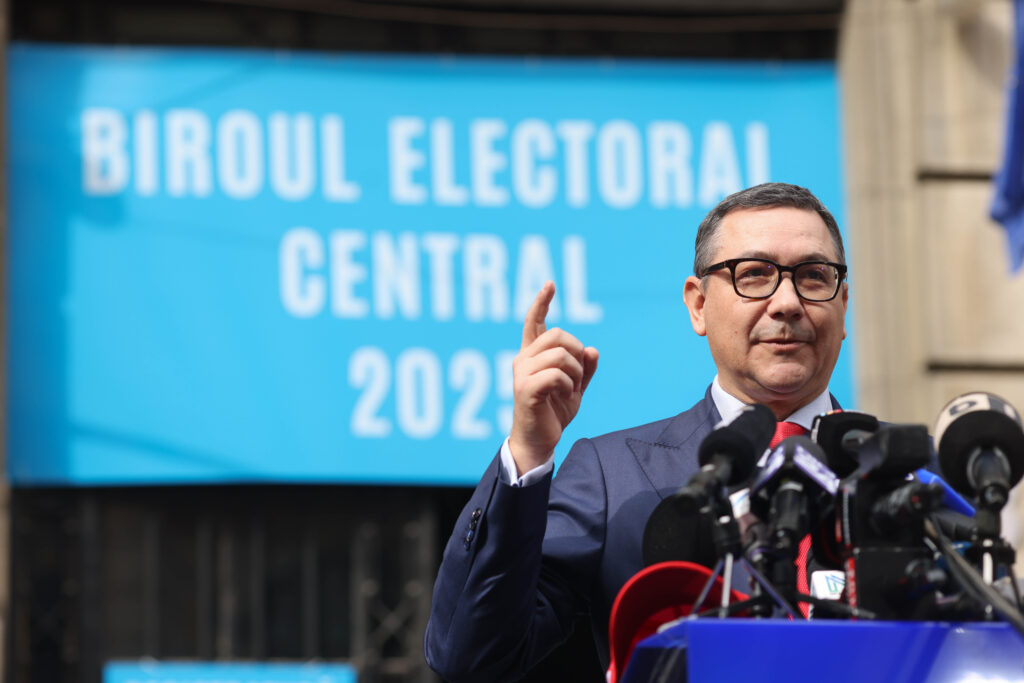 Candidatura lui Victor Ponta, contestată la CCR. Ce i se impută fostului premier și șef PSD
