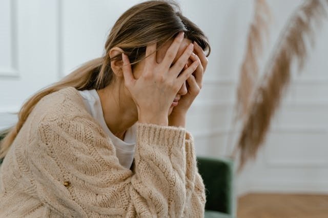 Cum poate fi depășit fizic și emoțional cel de al patrulea trimestru, perioada critică pentru femeile care au născut
