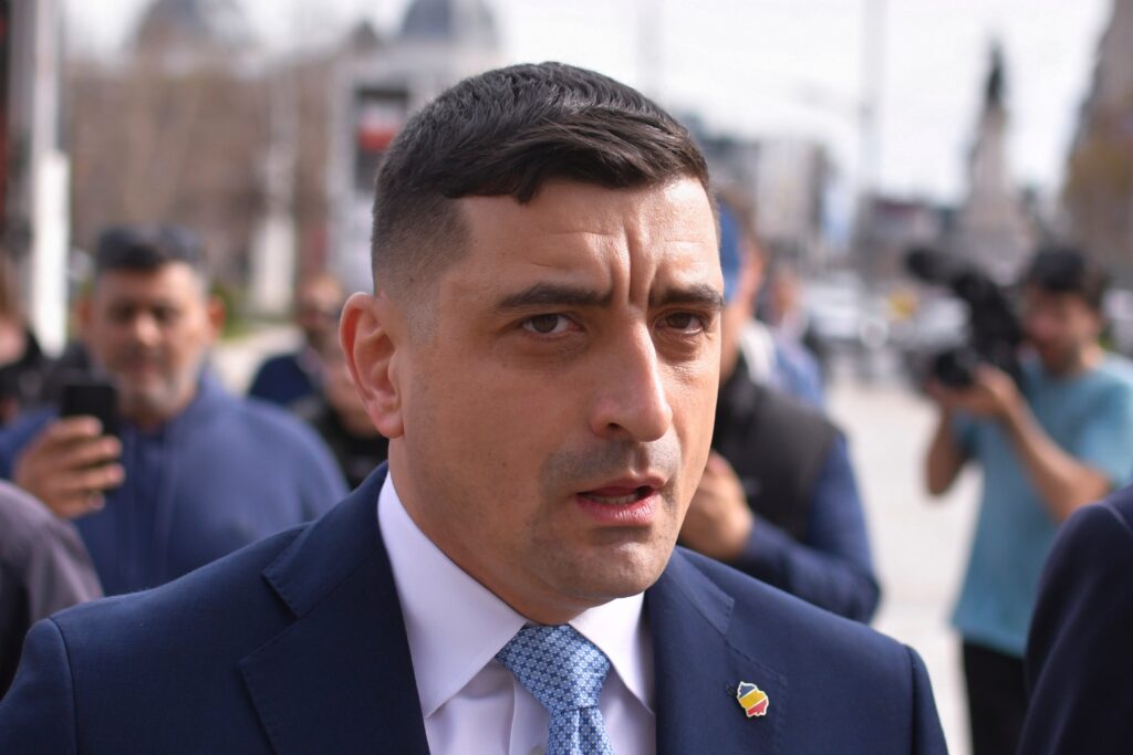 Întrebarea „în lipsă” pentru George Simion, care l-a ridicat pe Daniel Funeriu în picioare: „Cum veți depăși acest handicap?”