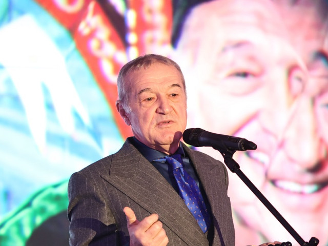 ”Mă uit o dată la o lună. Mă disperau!”