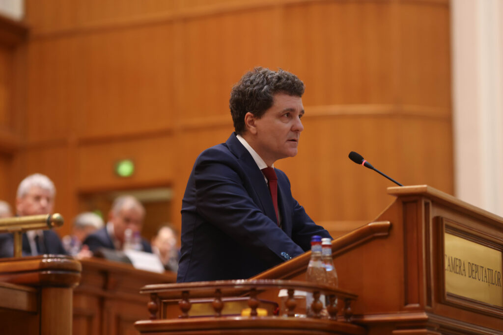 Nicușor Dan, optimist privind noul Guvern: „Sunt foarte fericit că toate partidele cu care suntem în discuţii vor să intre la guvernare”