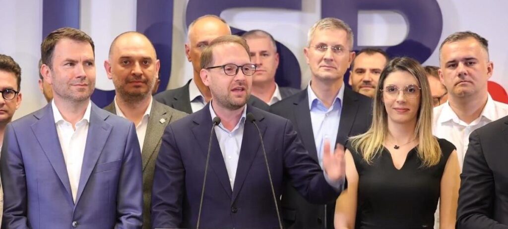 Începe votul online pentru alegerea preşedintelui USR