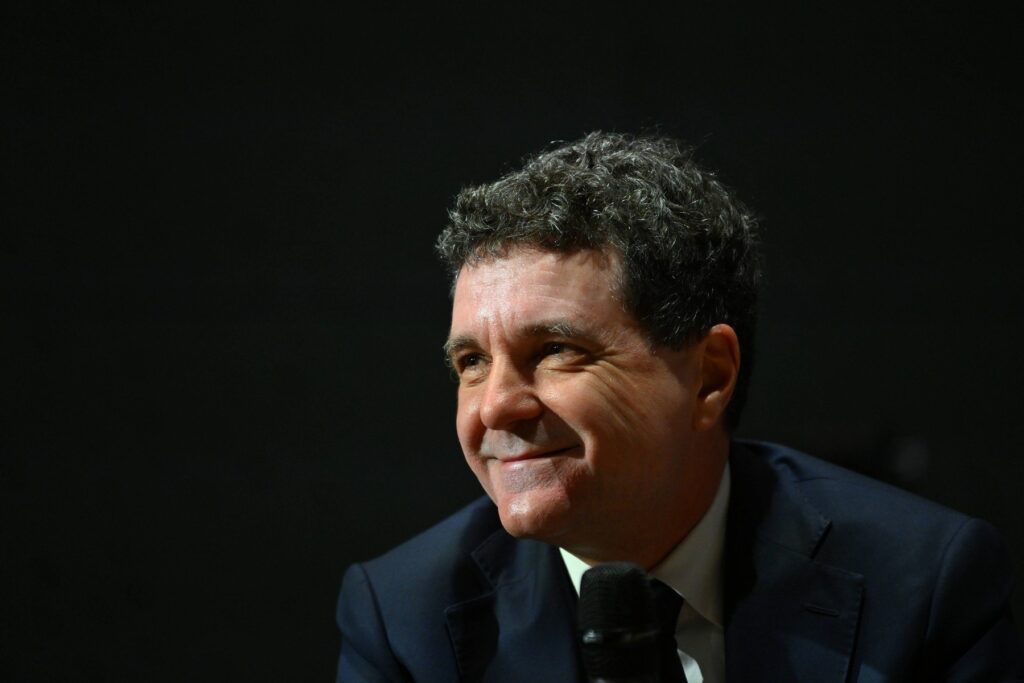 Nicușor Dan și-a publicat declarația de avere. Ce venituri și datorii are șeful statului