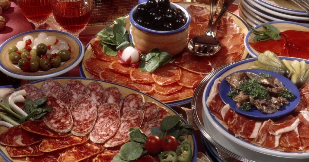 „Pâinea îngrașă, dar alte alimente sunt mult mai nocive” – Cercetător UBB, despre obiceiul alimentar care-i îmbolnăvește pe români