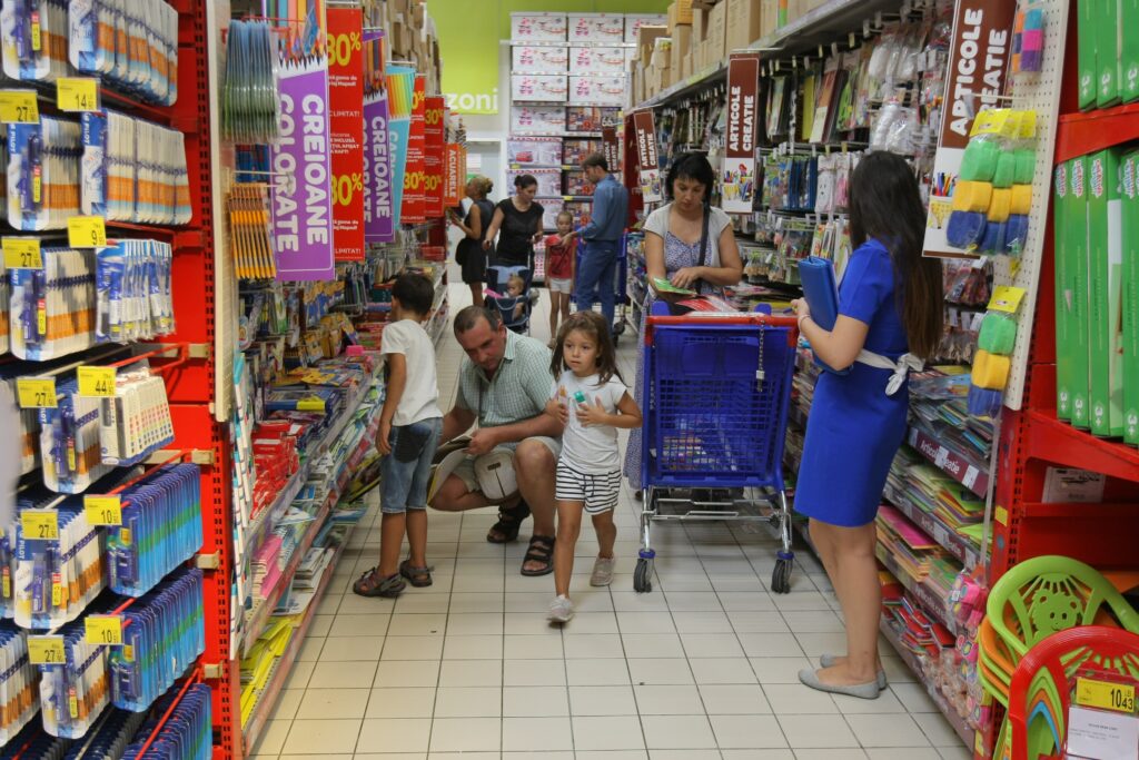 Back to School 2025: Sfaturi ca să economisești până la jumătate din bugetul alocat începutului de an școlar