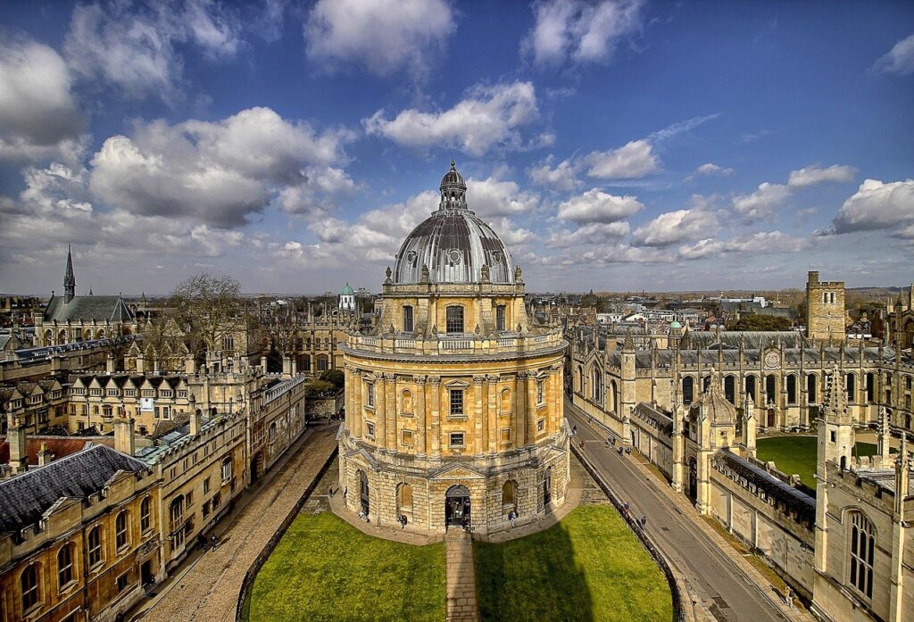 ASE, pe primul loc în România în topul mondial al universităților. Oxford, lider global pentru al zecelea an la rând