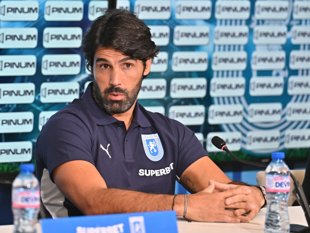 Conducerea Universității Craiova, surprinsă de Filipe Coelho