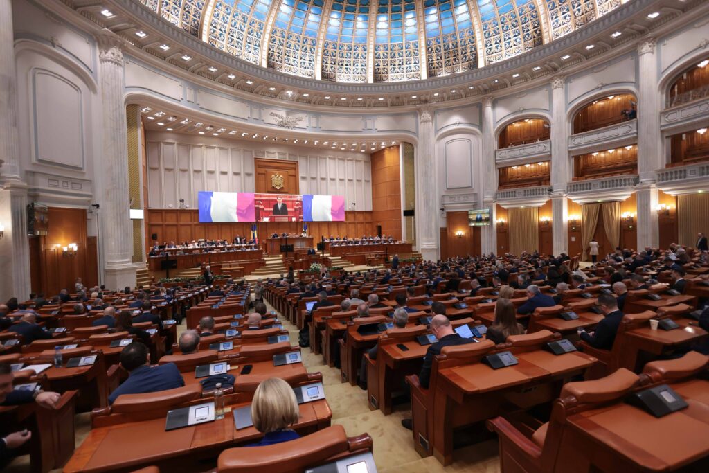 Proiectul privind transpunerea referendumului referitor la bugetul Primăriei Capitalei, adoptat tacit de Senat
